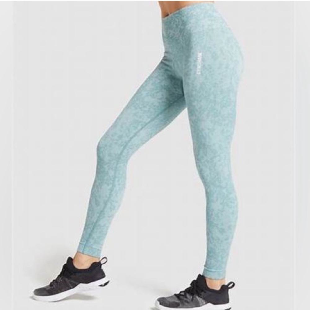 🐬Gymshark Adapt Animal Print Leggings🐬